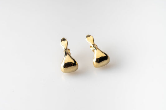 Aretes Femme base plata y baño de oro 